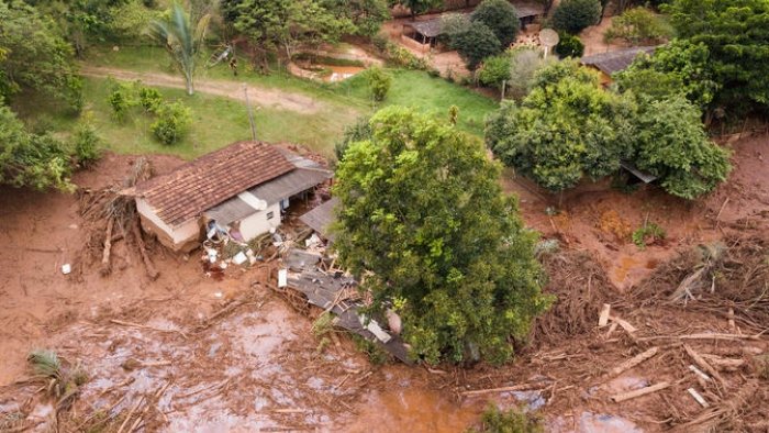 HEKS unterstützt Opfer des verheerenden Dammbruchs in Brasilien