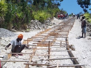 HEKS unterstützt Menschen in Haiti beim Wiederaufbau 