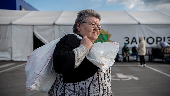 Nothilfe: Lebensmittelverteilung in der Ukraine